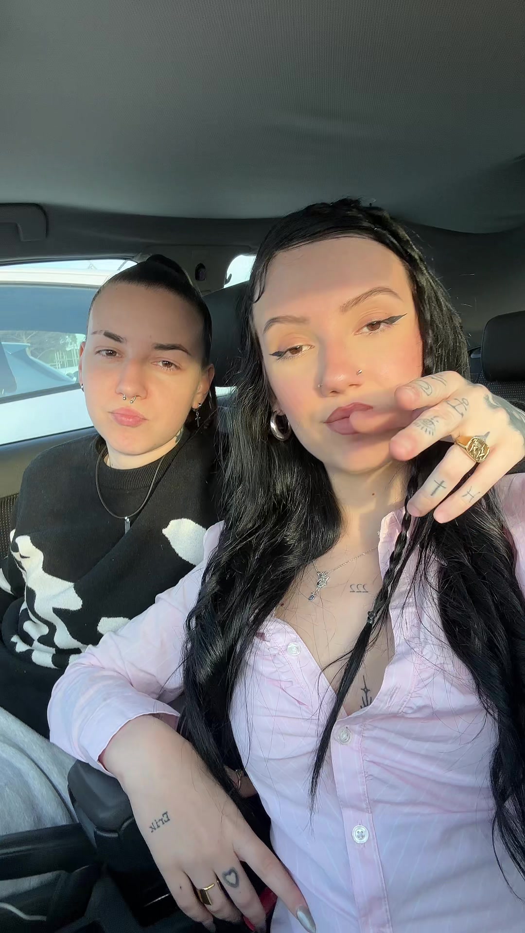 @paolaa
