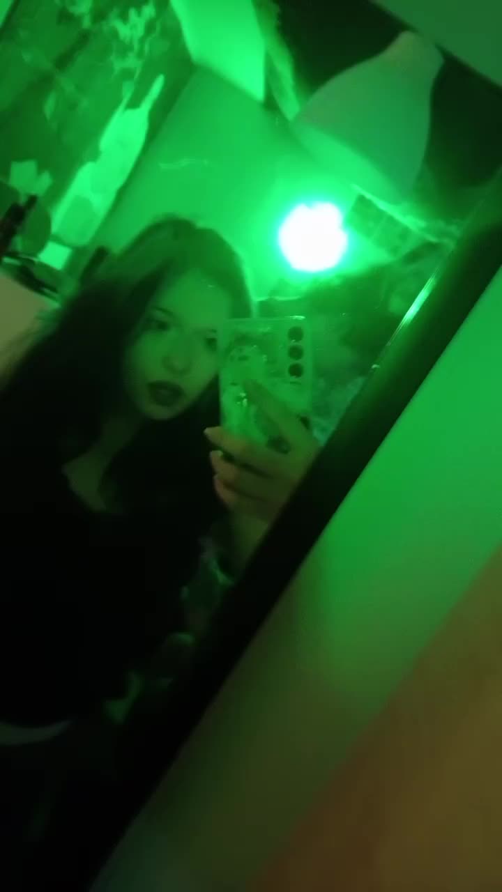 @annaisdizzy09