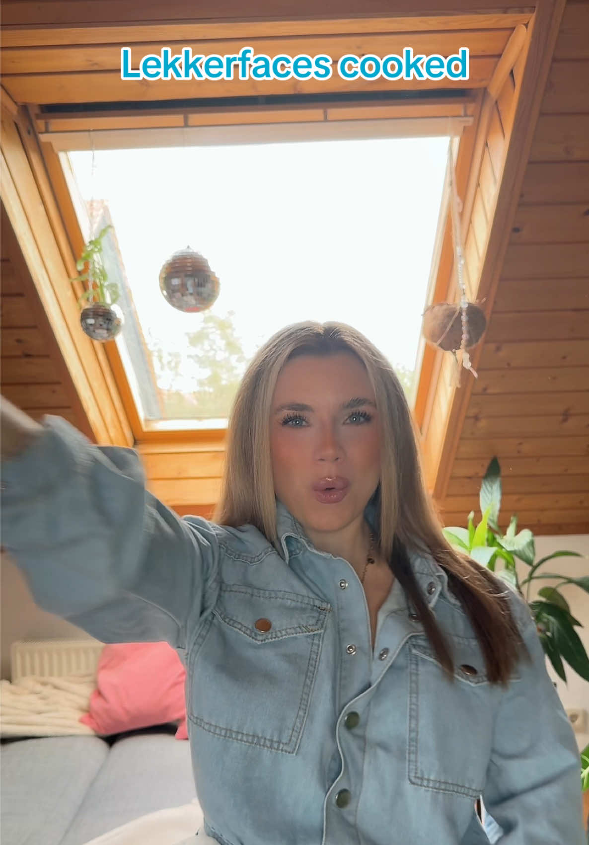 @𝐕𝐀𝐍𝐄𝐒𝐒𝐀