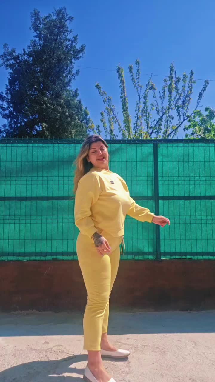 @Elisa