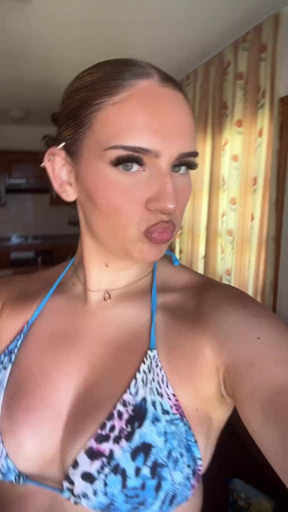 @️