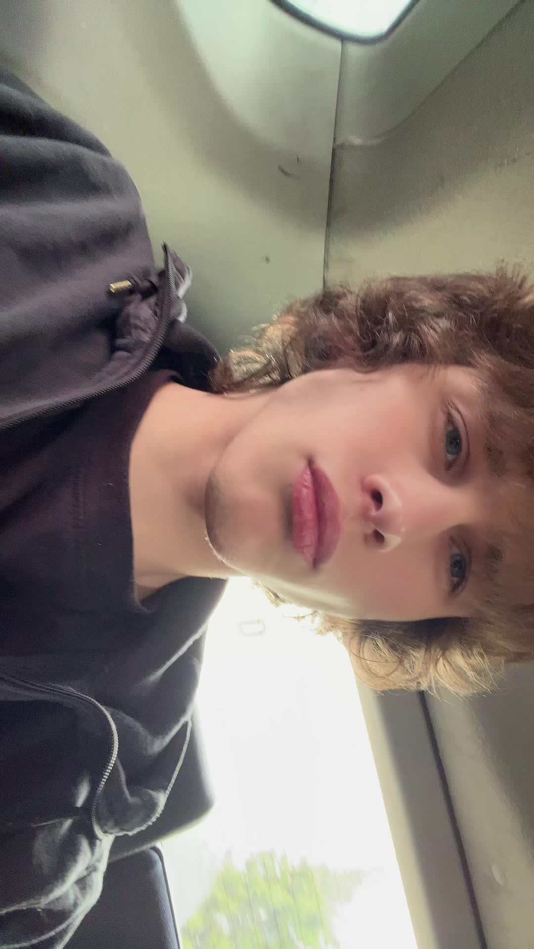 @zxckinder