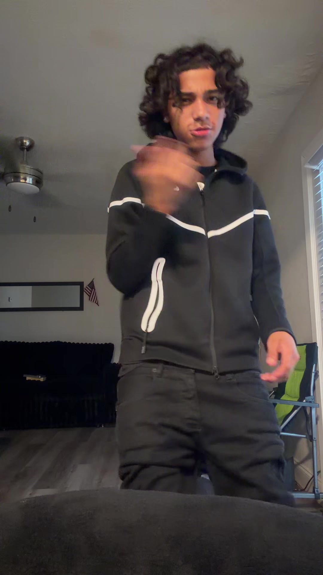 @Zurdo.