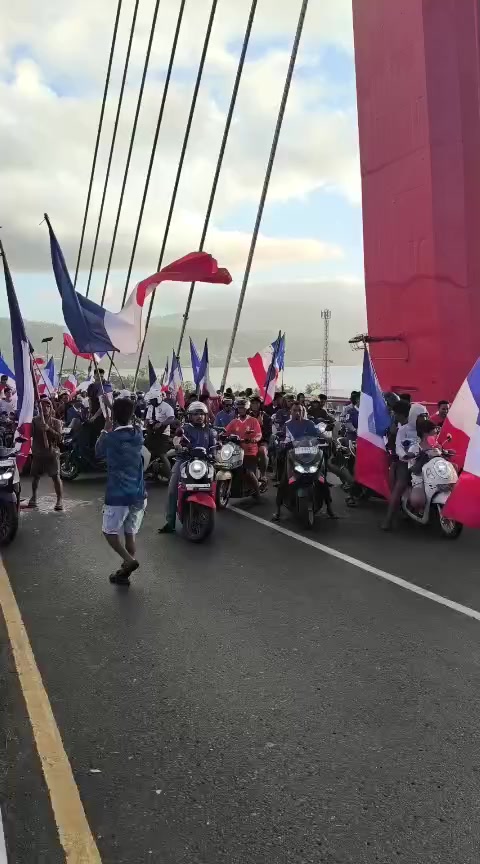 @TribunAmbon.com