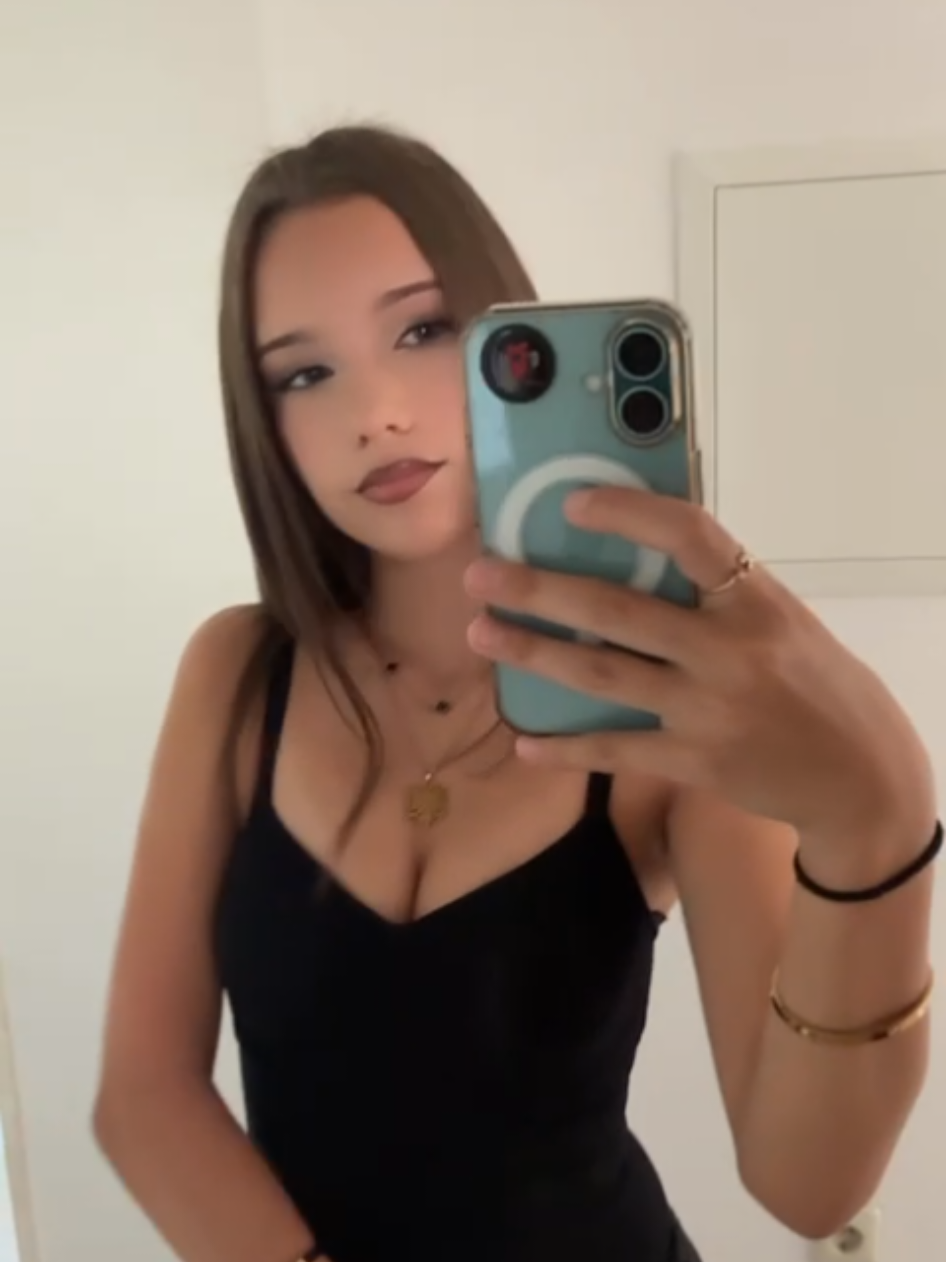 @𝓵𝓸𝓻𝓲𝓲