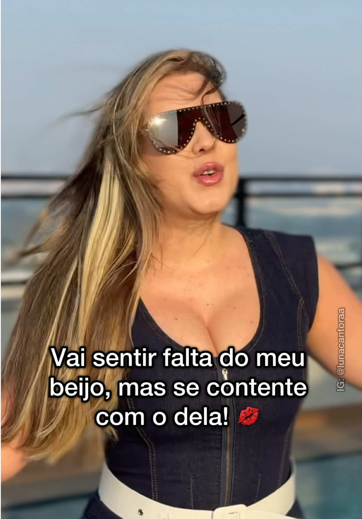 @Luna