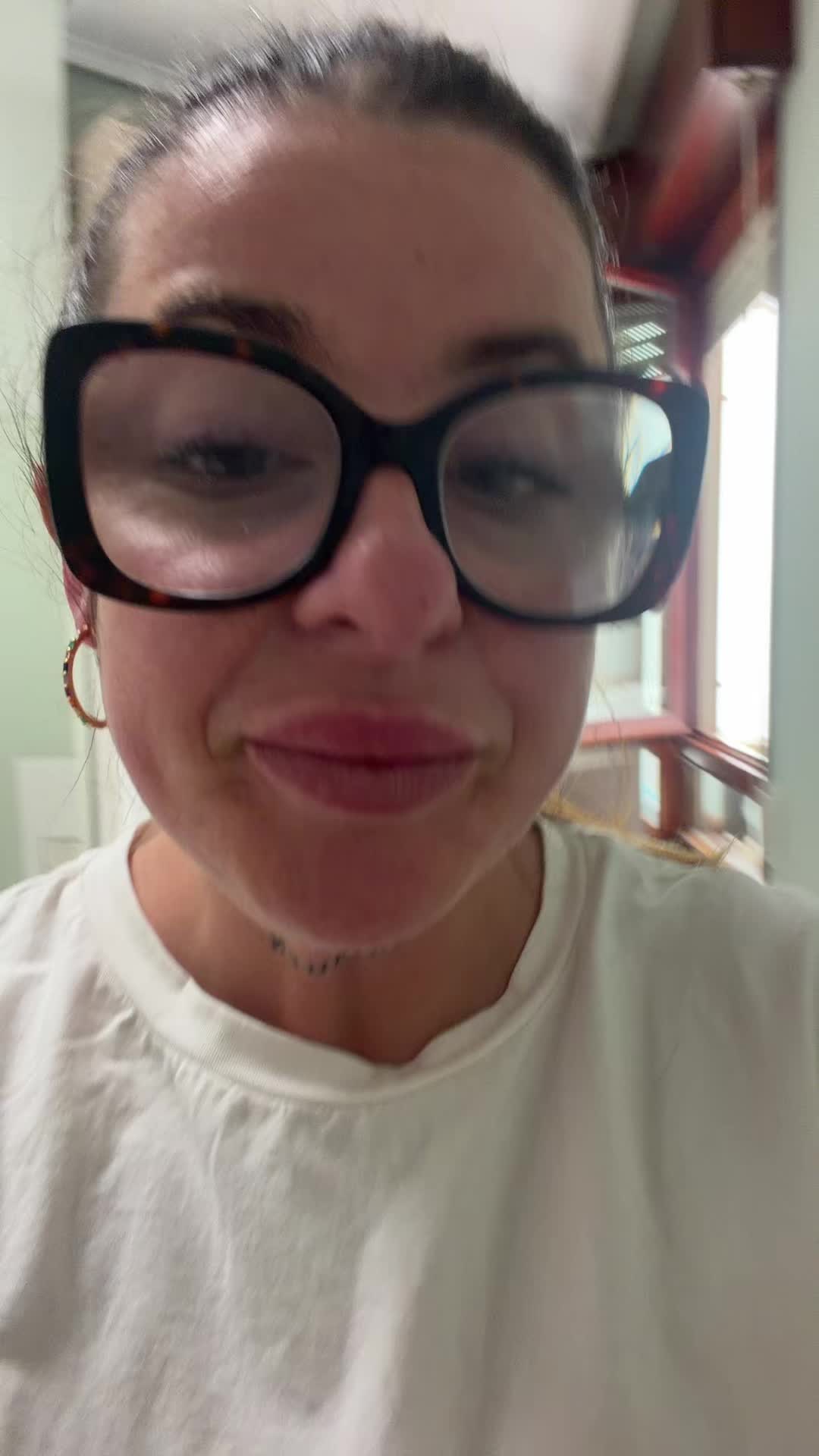 @Lorenitassc