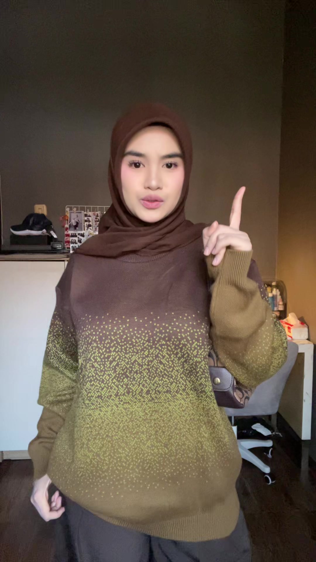 @Nayyut