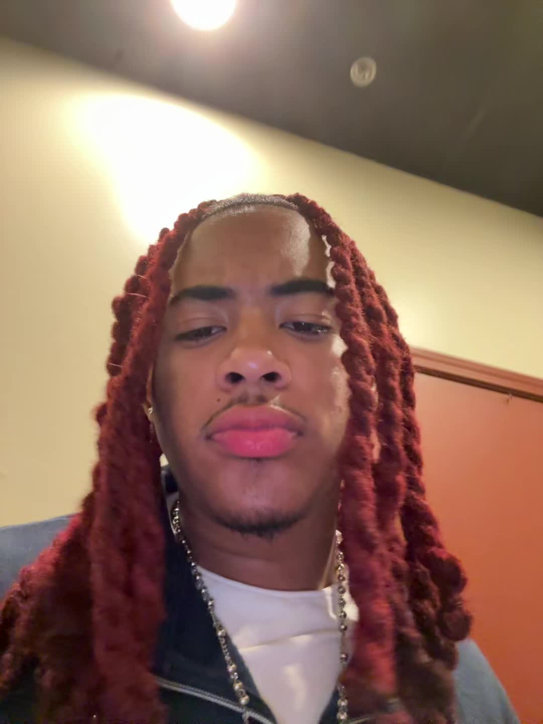 @bëezø