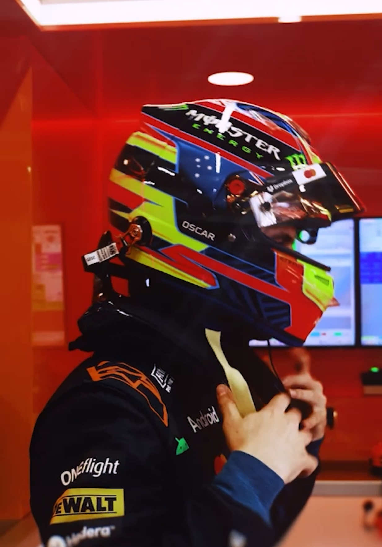 @McLaren Mastercard F1 Team 🧡