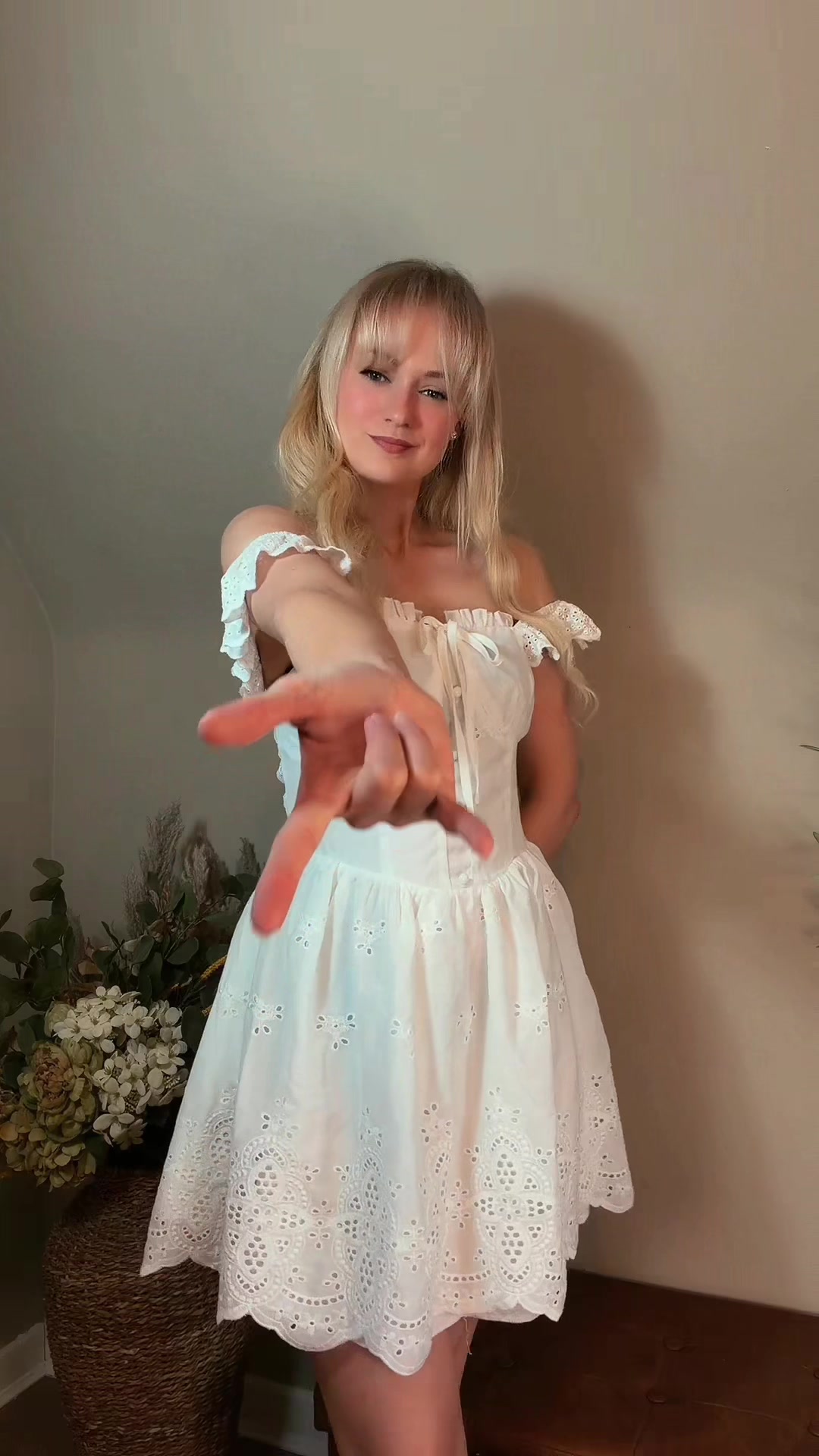 @SarahCosplayGal