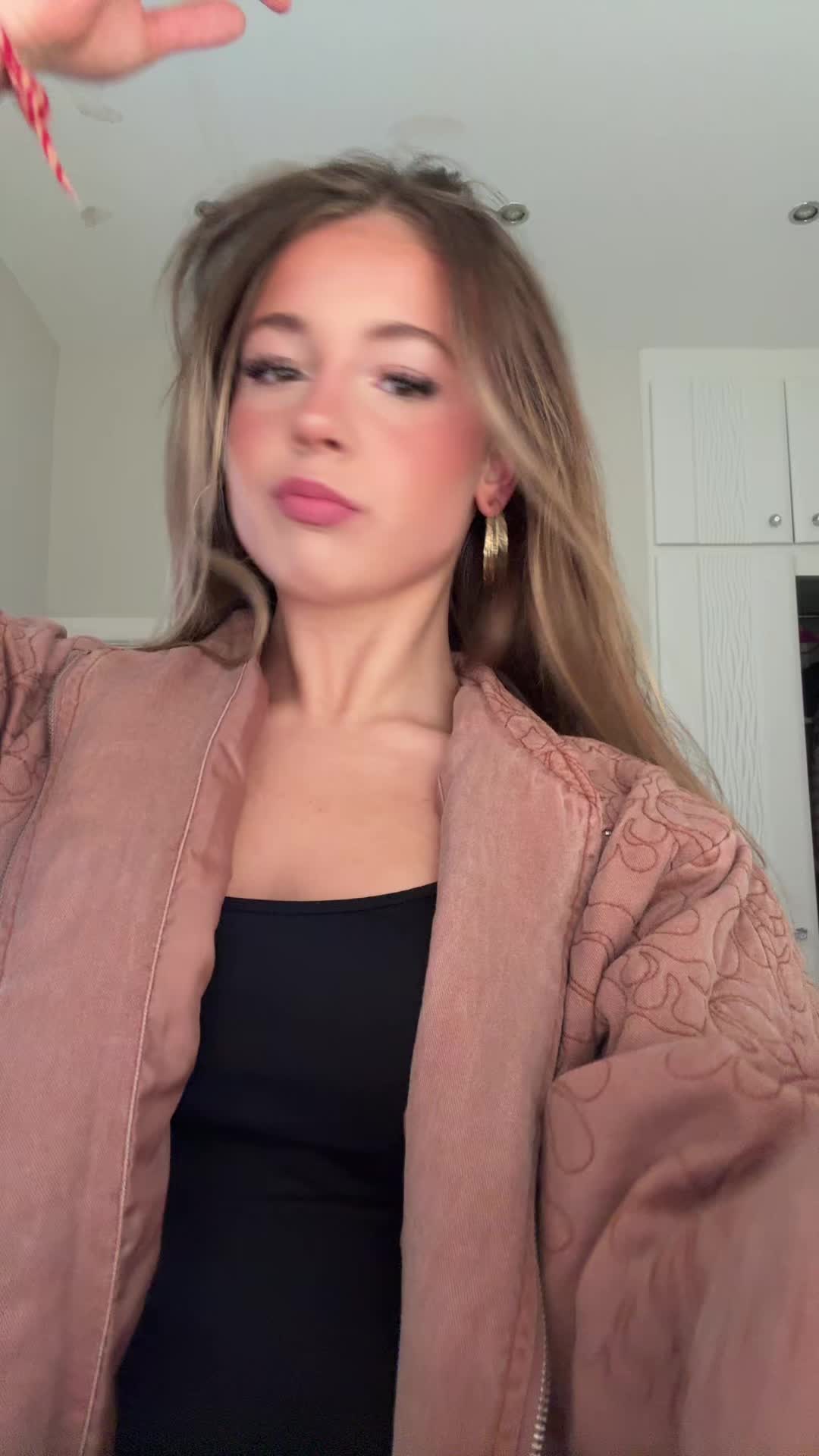 @Bunda Gyat 🛍️🧿🎀🫐🍒💫🐚💿🌸