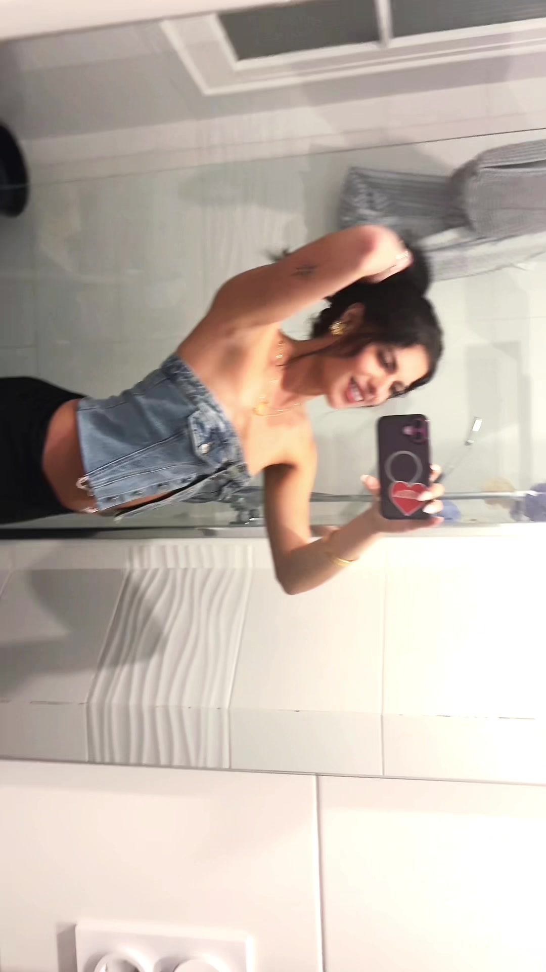 @Malu