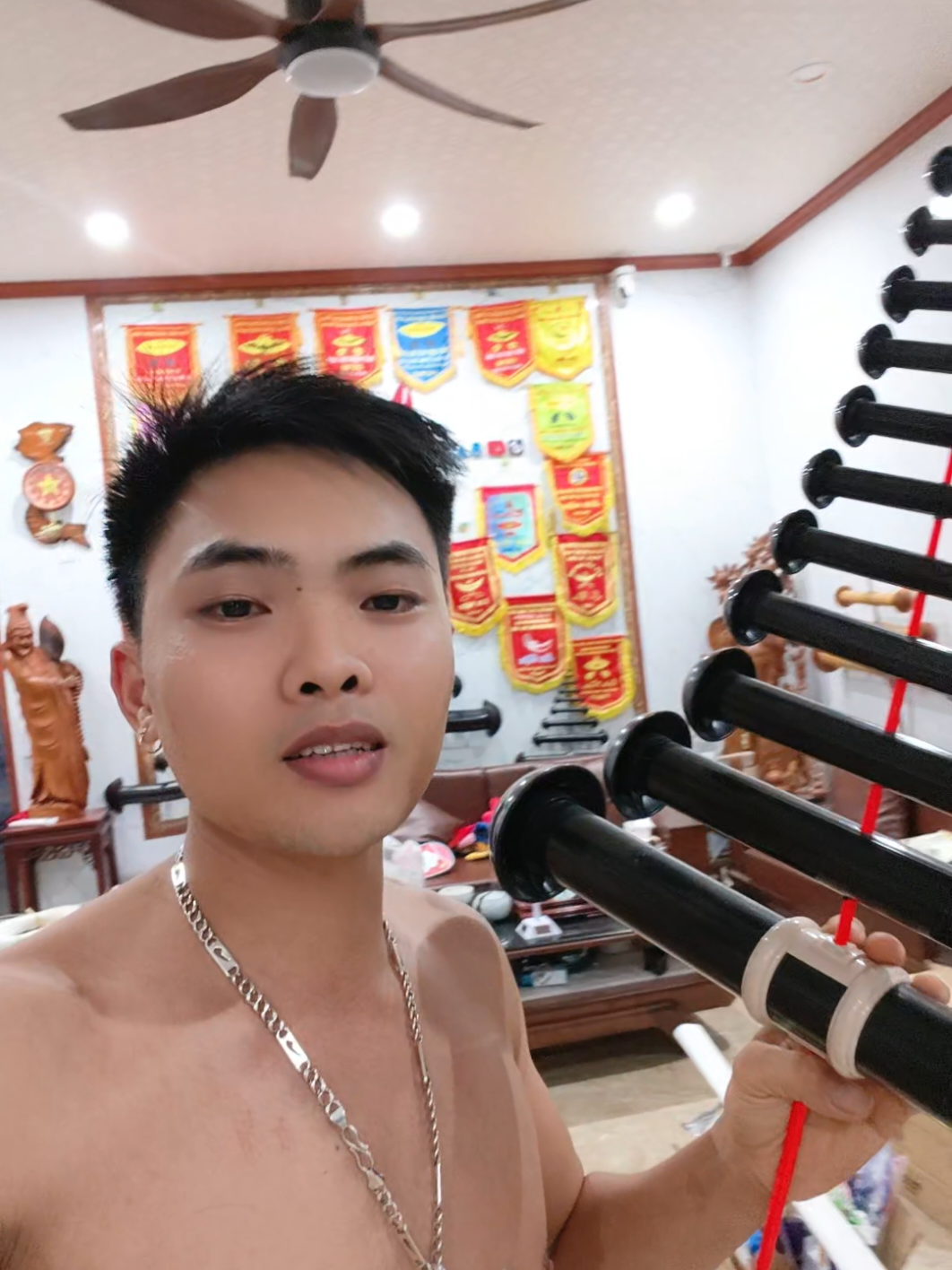 @Sáo Diều Huân Nguyễn