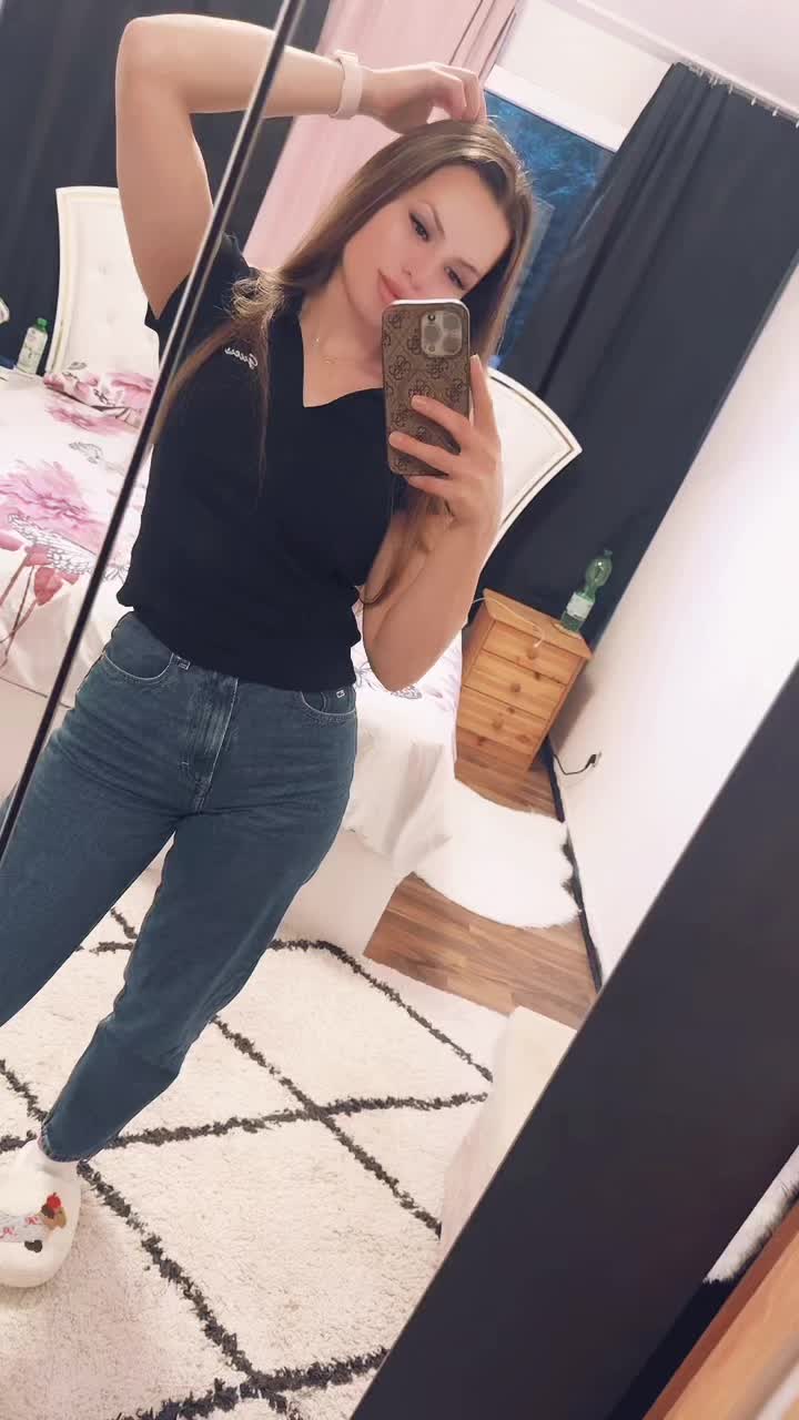 @Cristina Sebezan