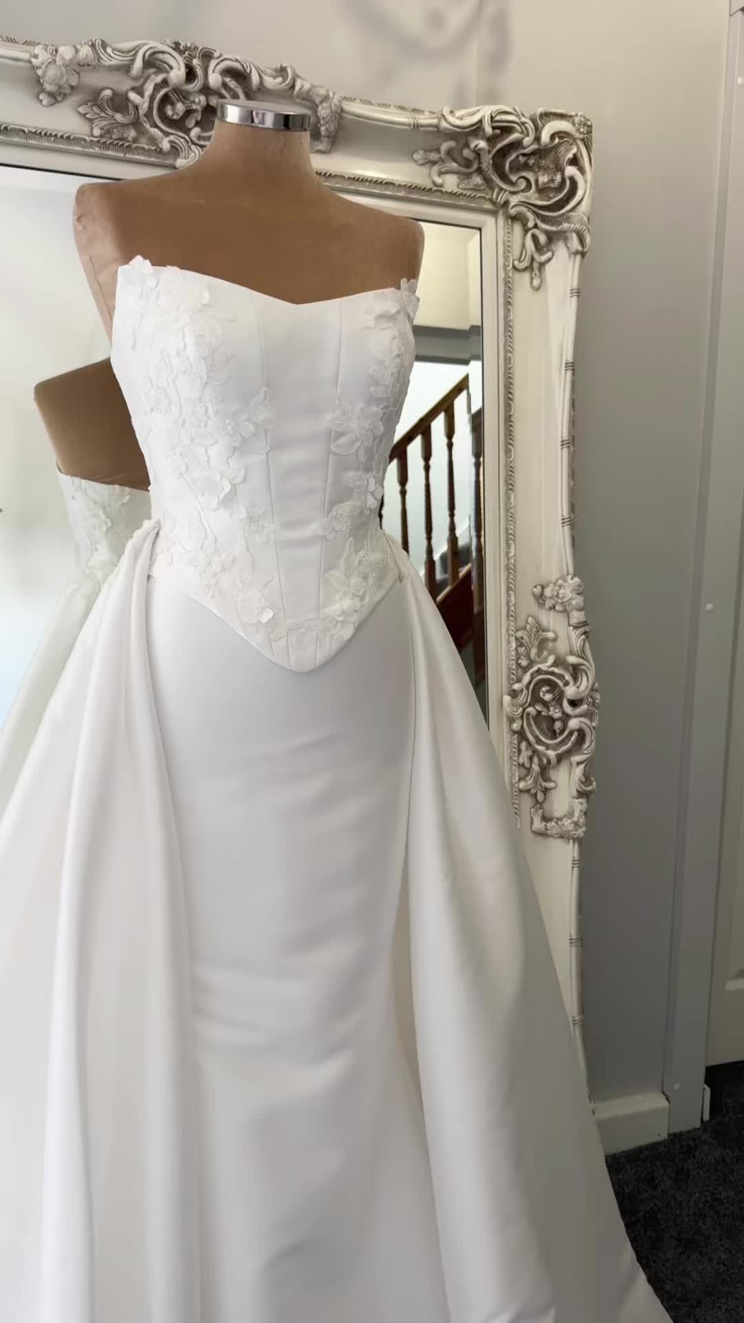 @The Wedding Dress Company