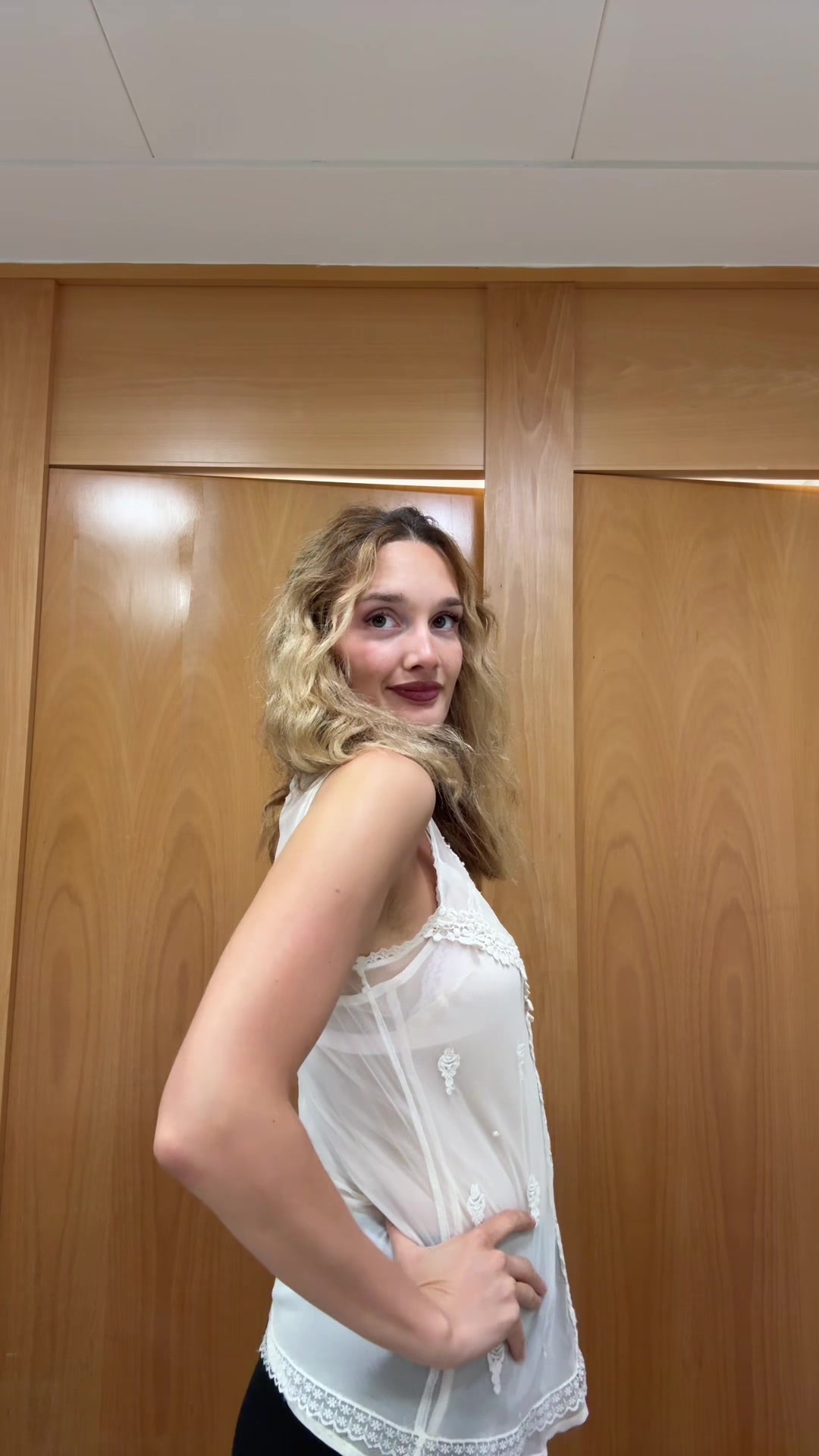 @mollsturton