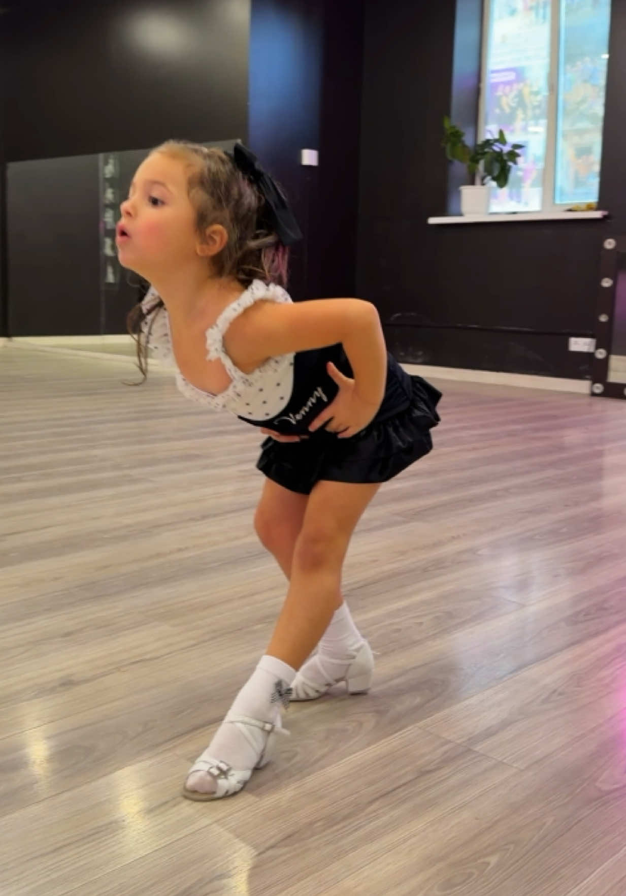 @mykolaienko.dance