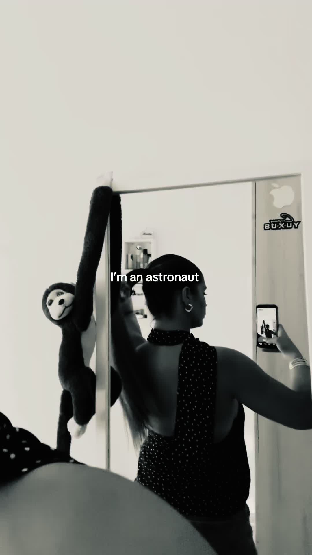 @🤫