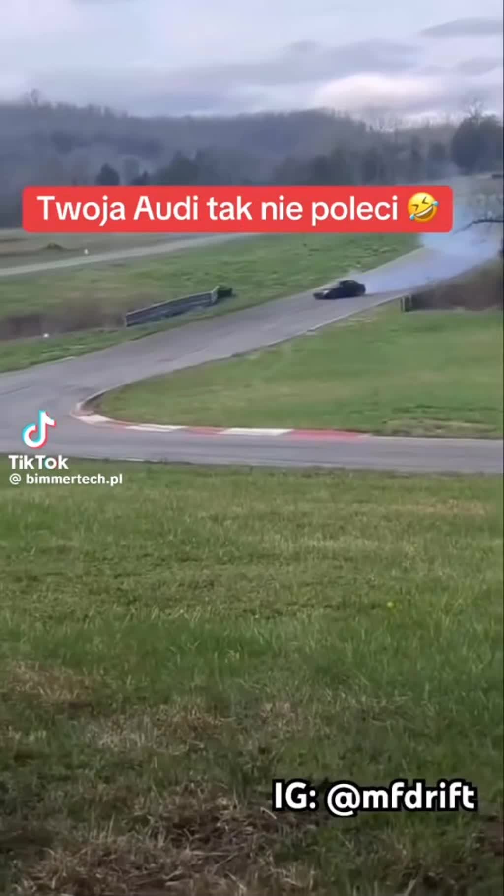 @Pawełek