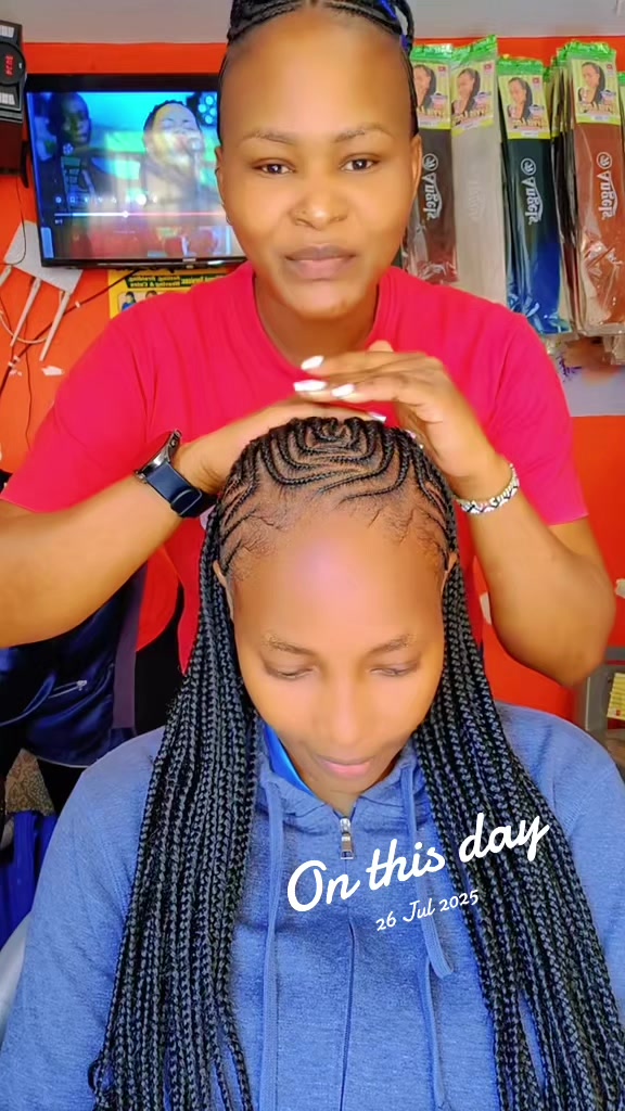 @Maryzippy the hairdresser 😍
