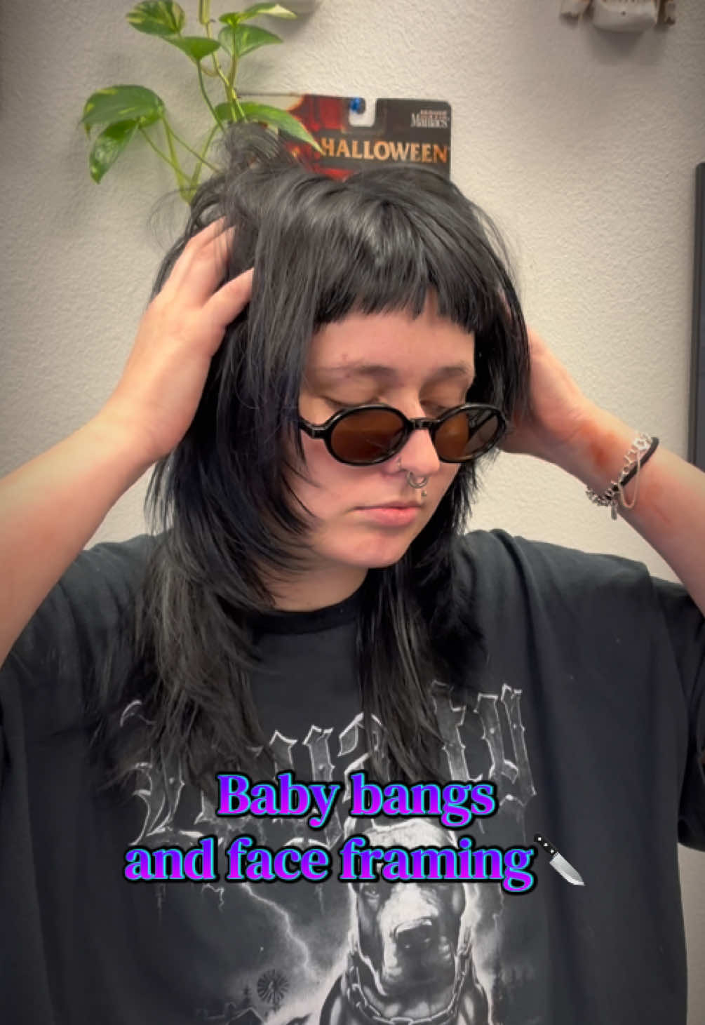 @Looks That Kill Salon