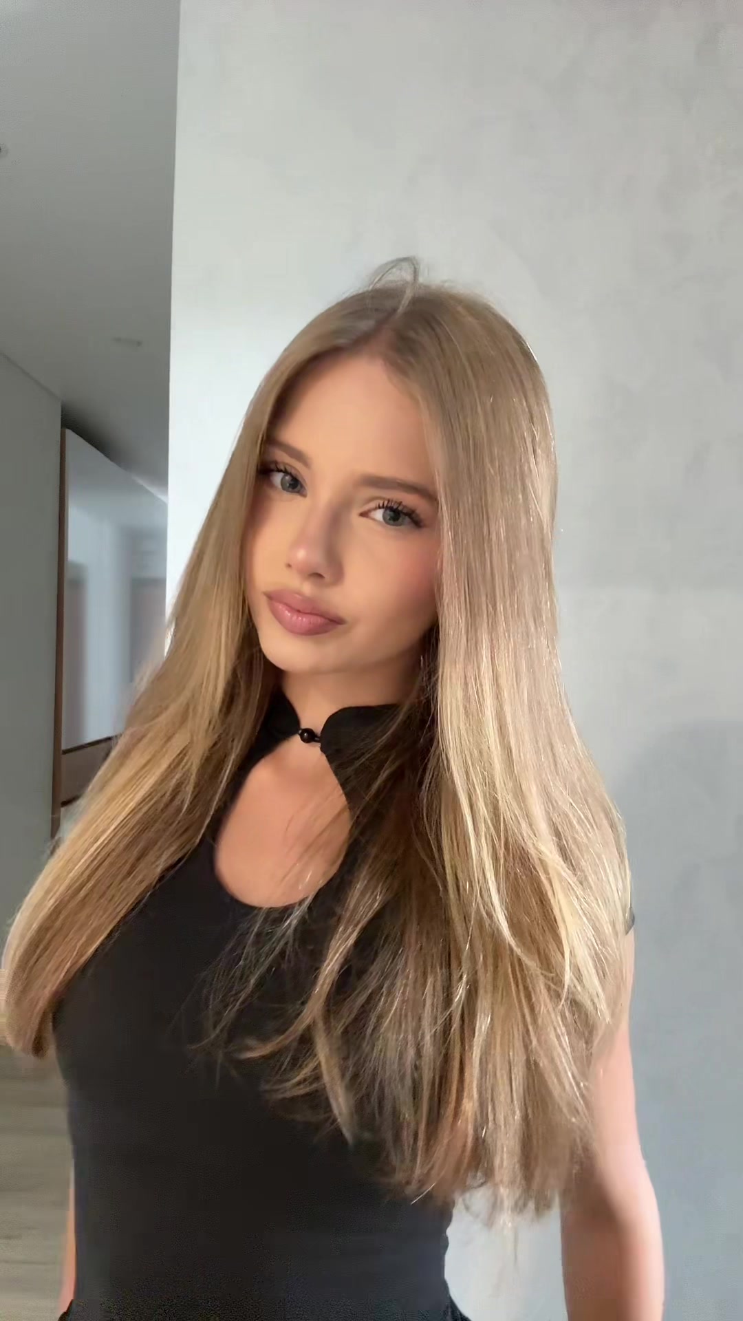 @Á