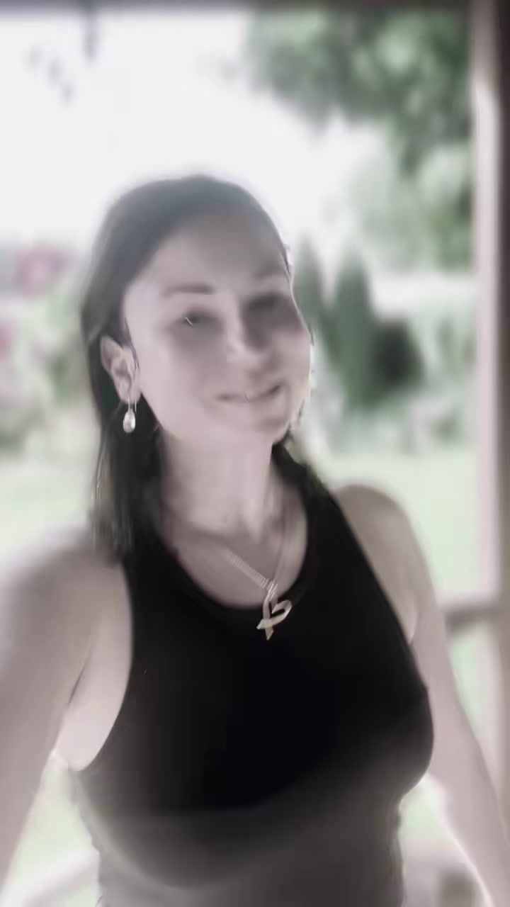 @Laura4444444