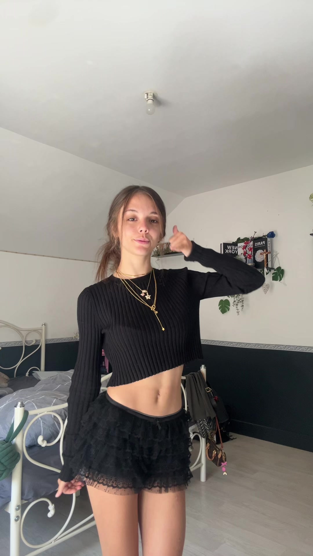 @emou🍒