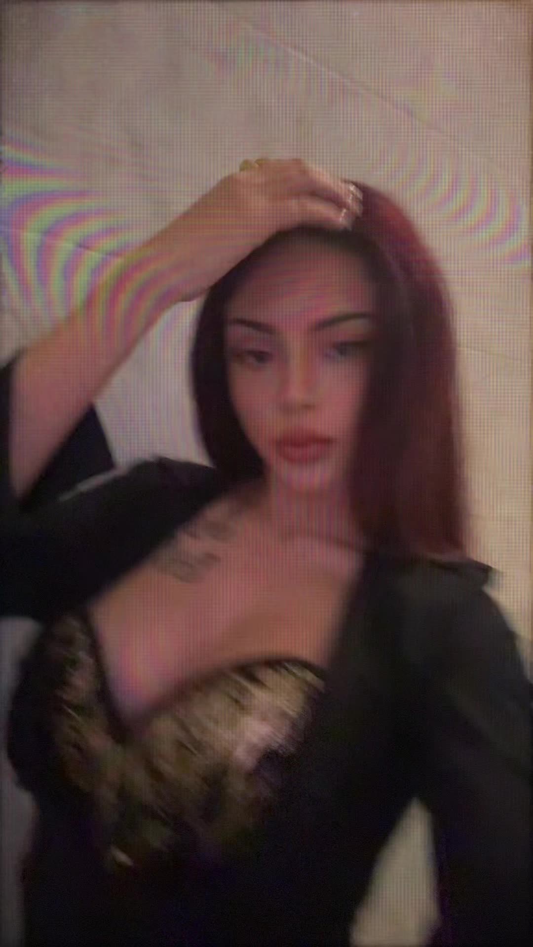 @Sara🤡