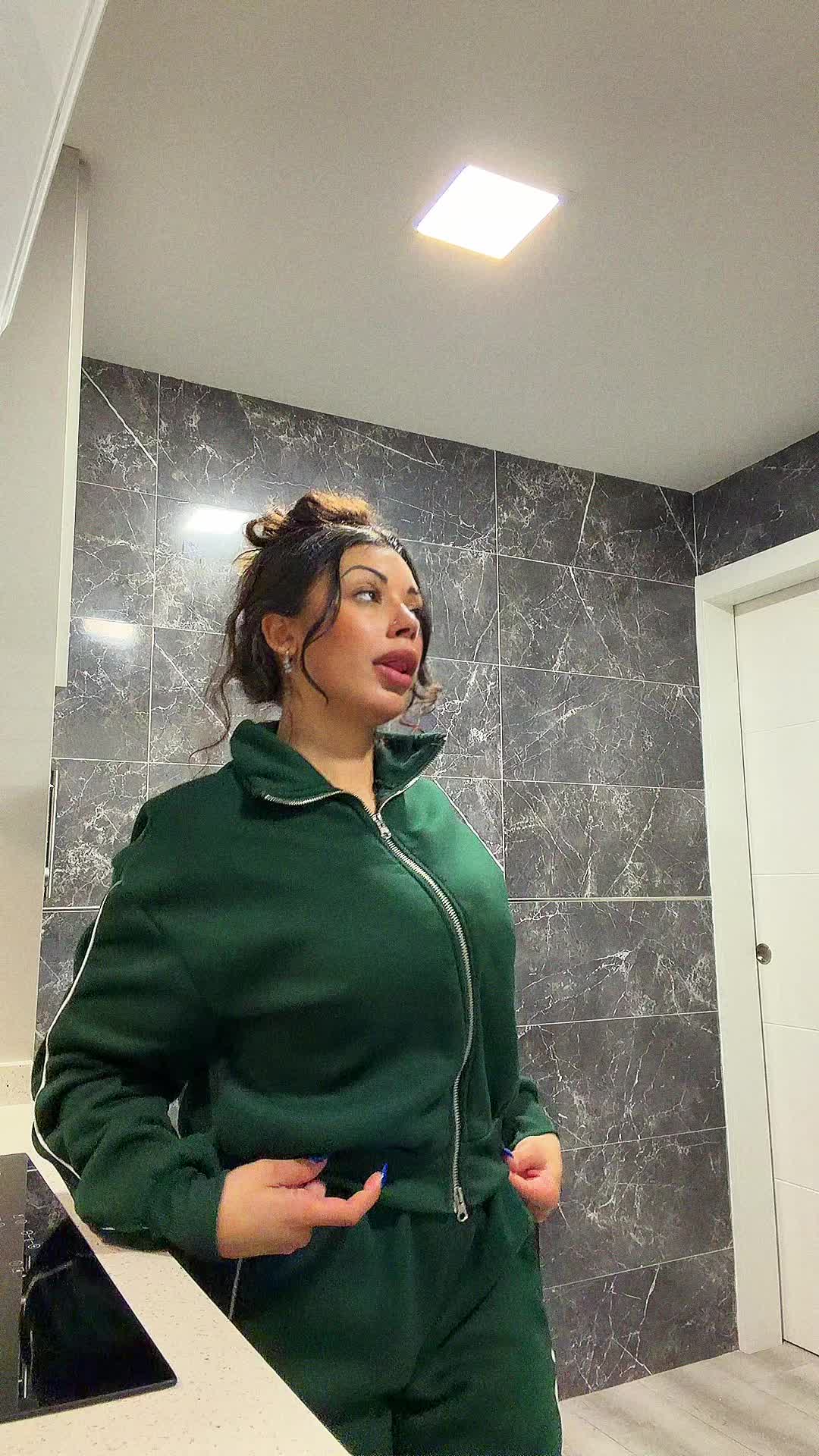 @Laura