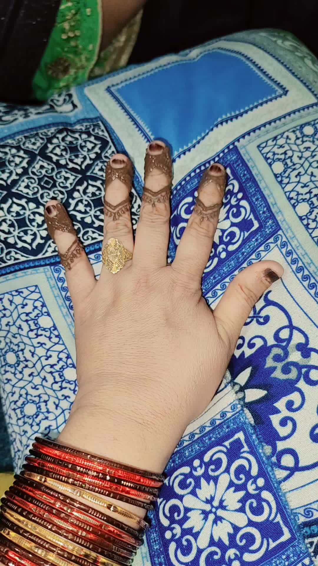 @👑 Hania Mughal 👑