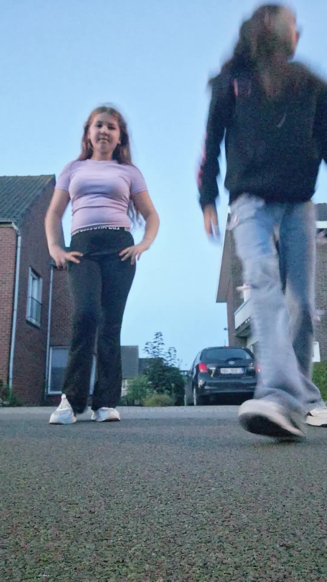 @Valentina 🇷🇴 🇧🇪❤️&zwj;🔥❤️&zwj;🩹