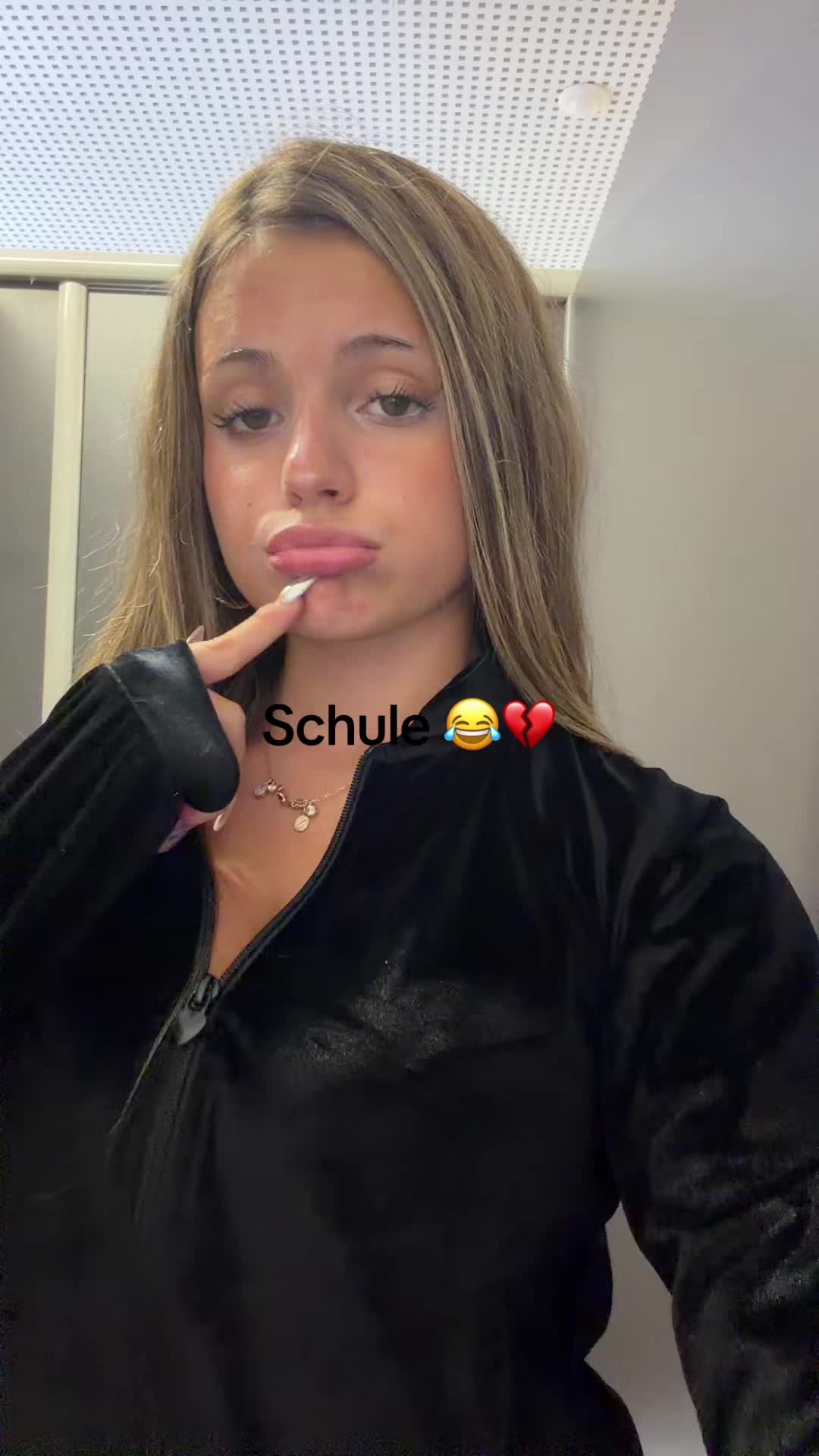 @elo3l1li