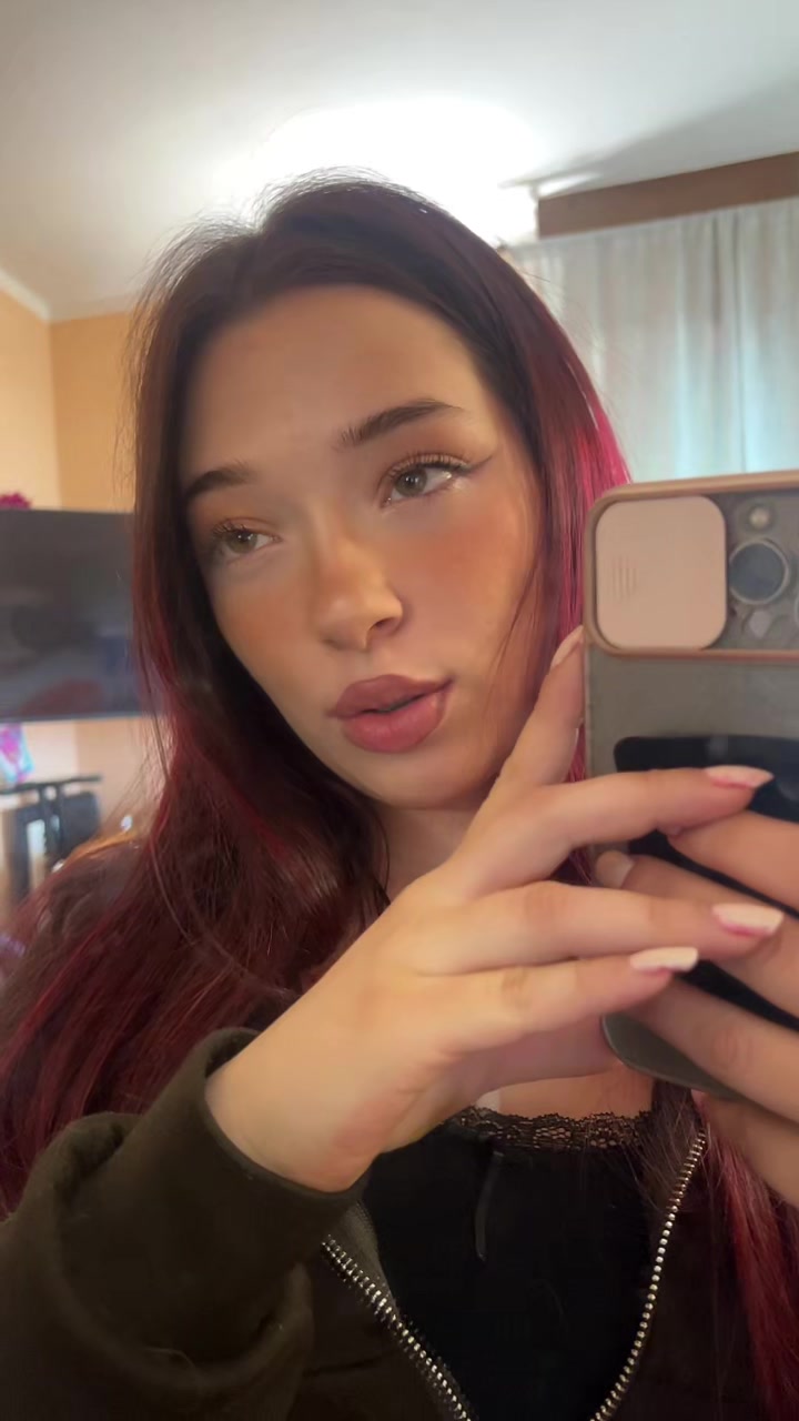 @Nena 💜