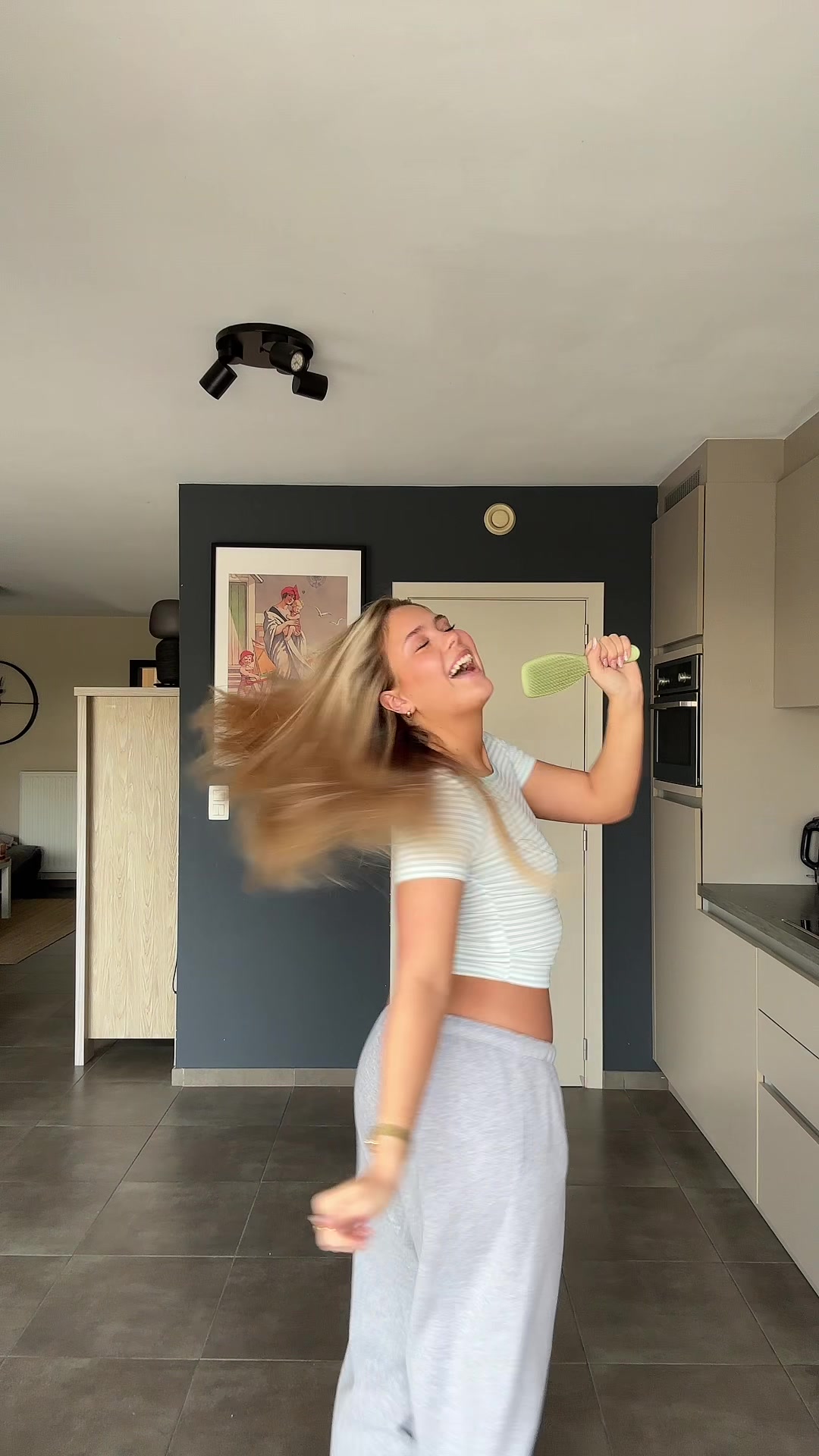 @Mai