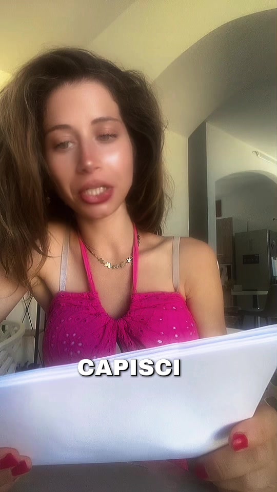 @Anna ✨️🩷⚘️🌊💄🦋
