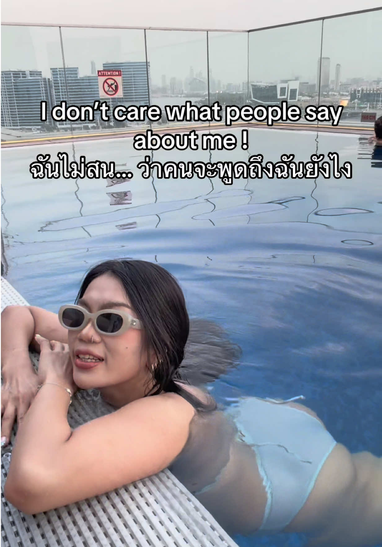 @Lasinee 🇹🇭🇦🇪