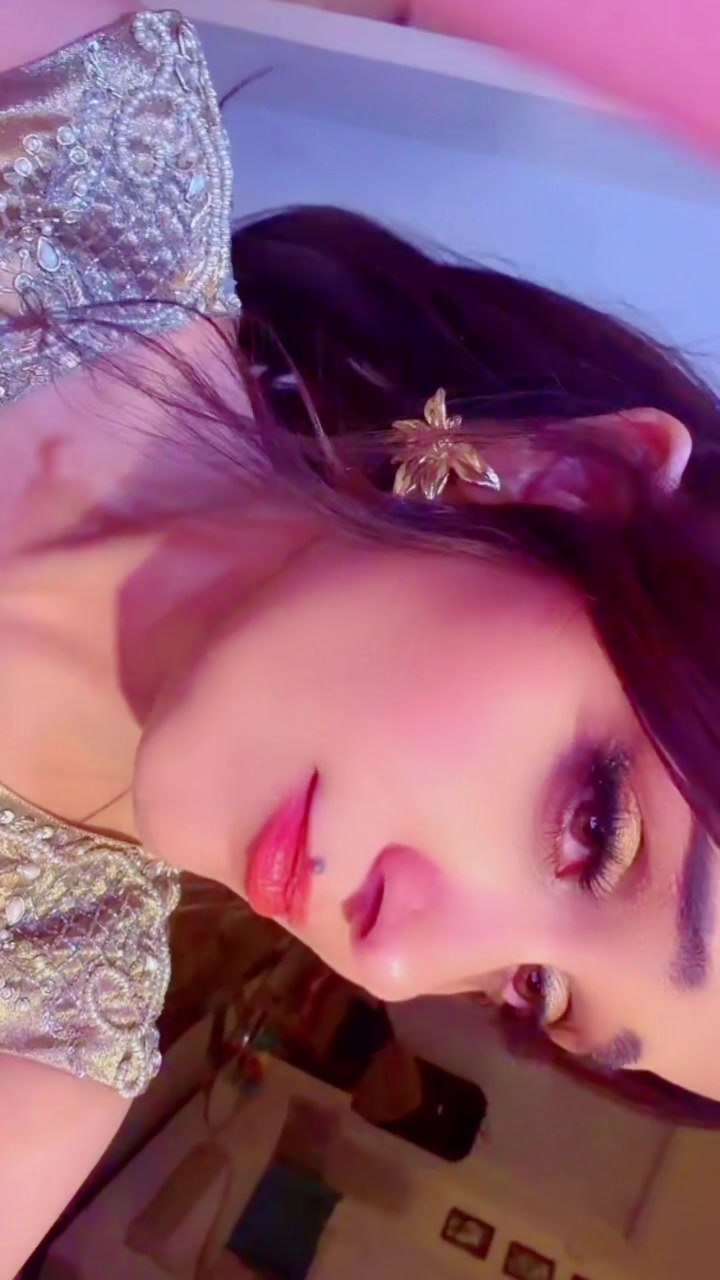 @_bee_niche