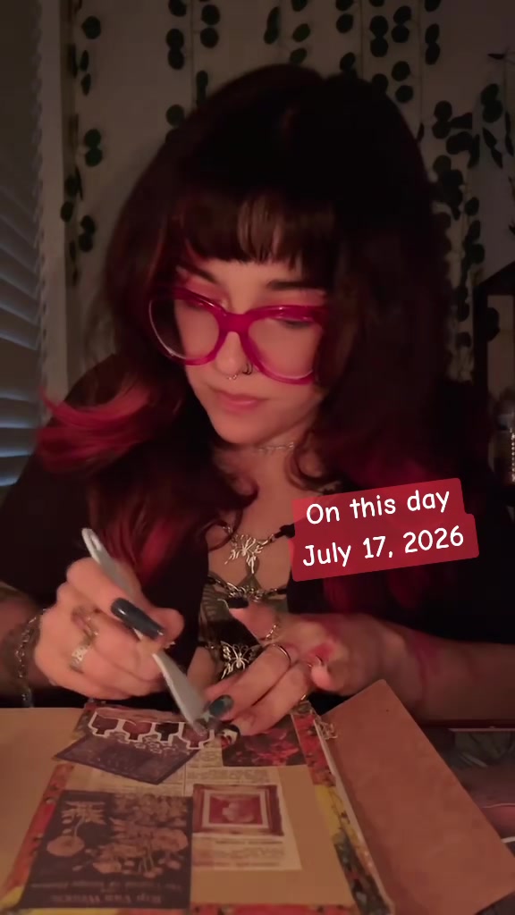 @Velma 🕯✨️