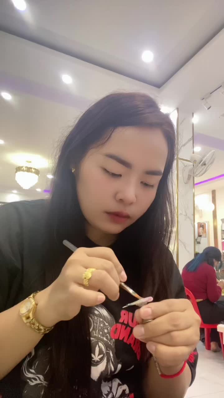 @ចែរ៉ឹម សាឡន9999💜🎉🎁