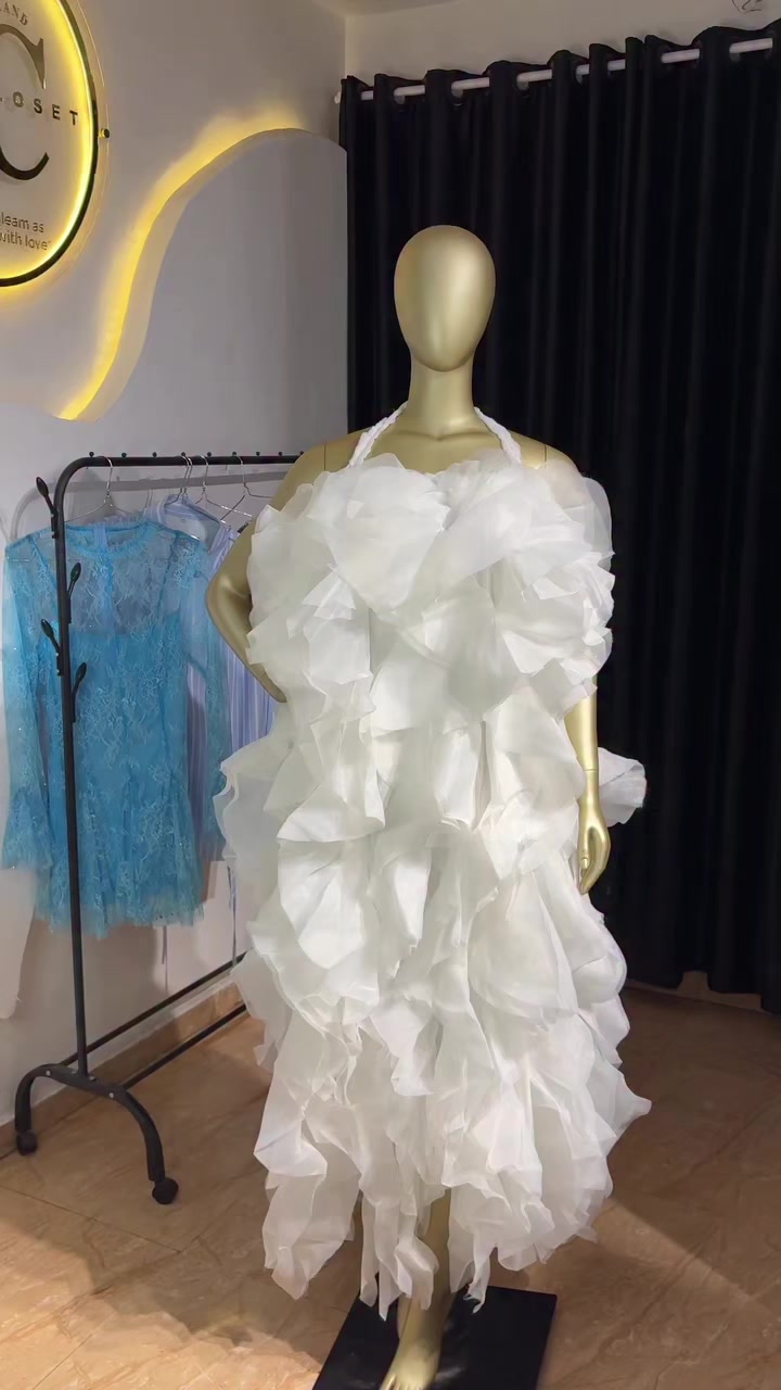 @Brenda chic nova closet ug