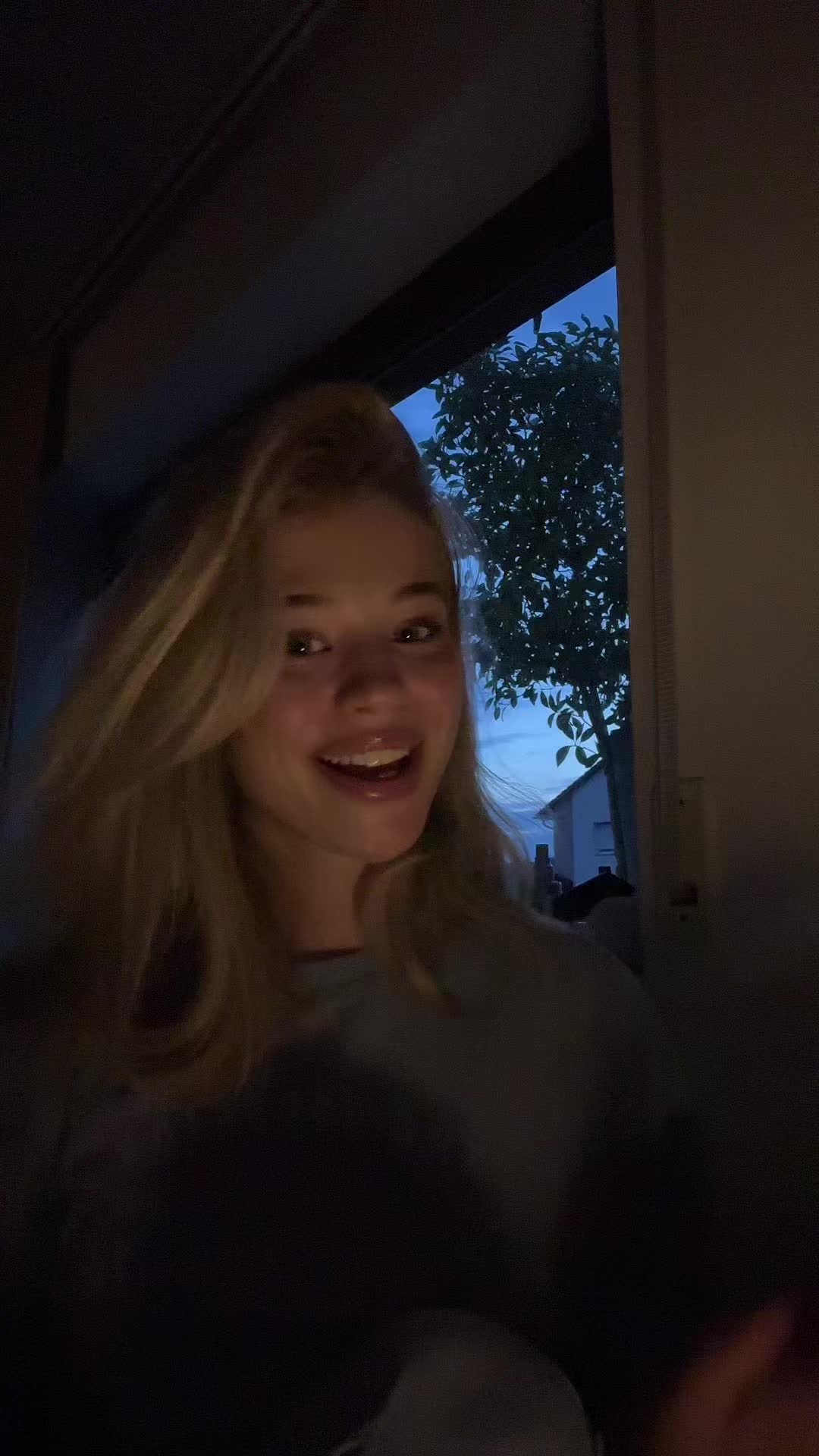 @lena