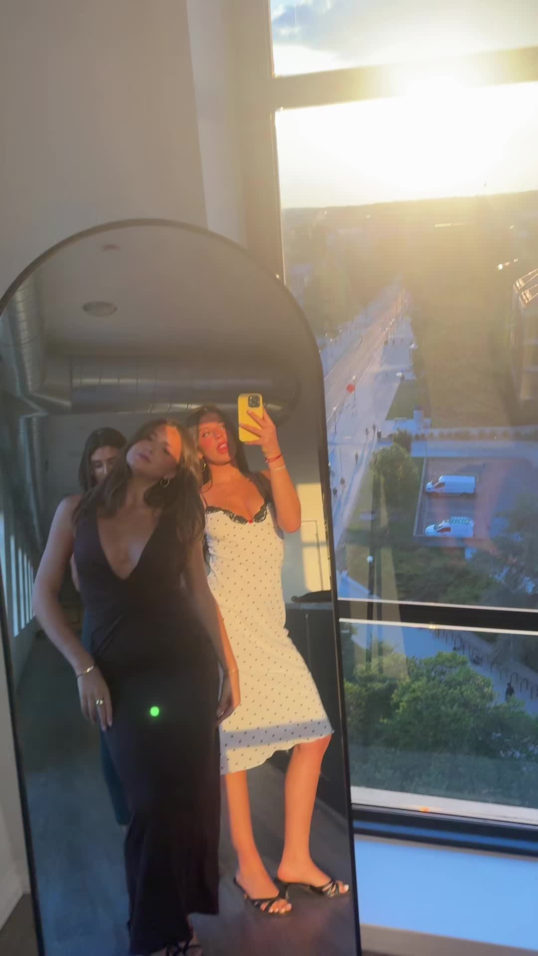 @mia