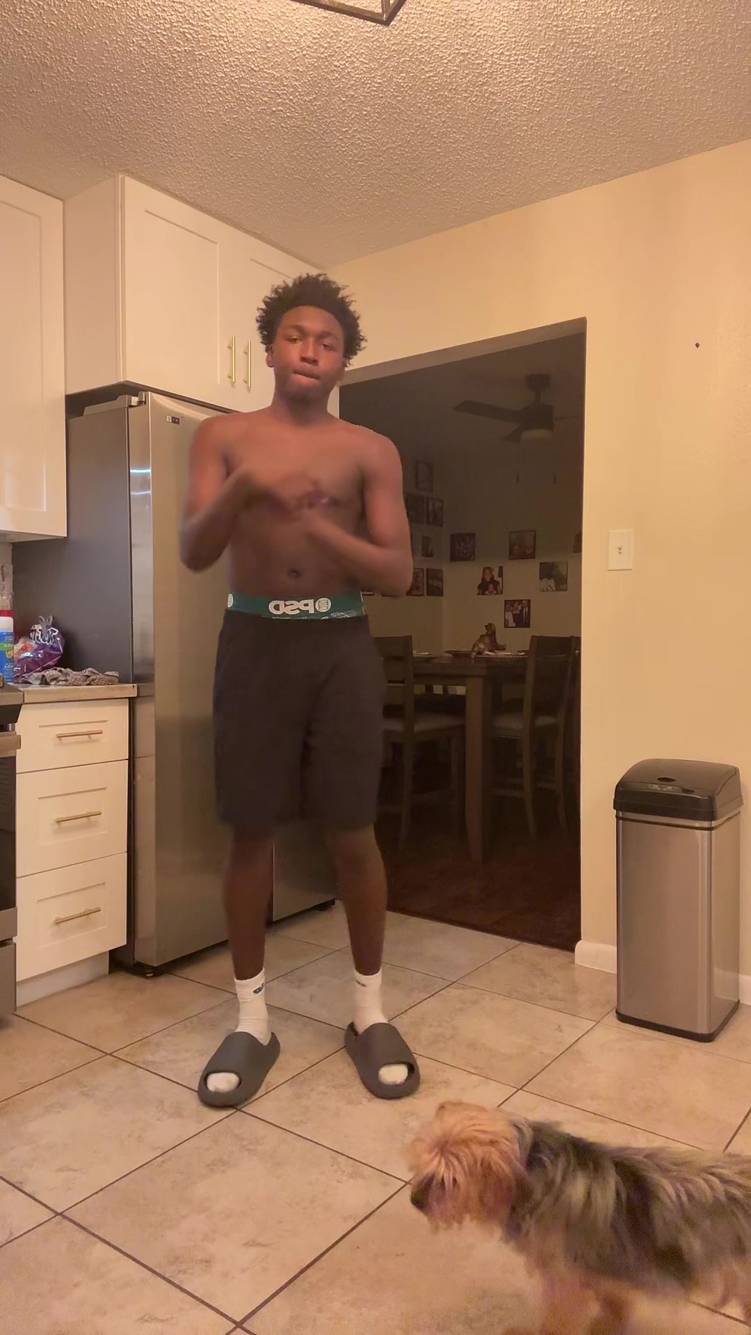 @Zo