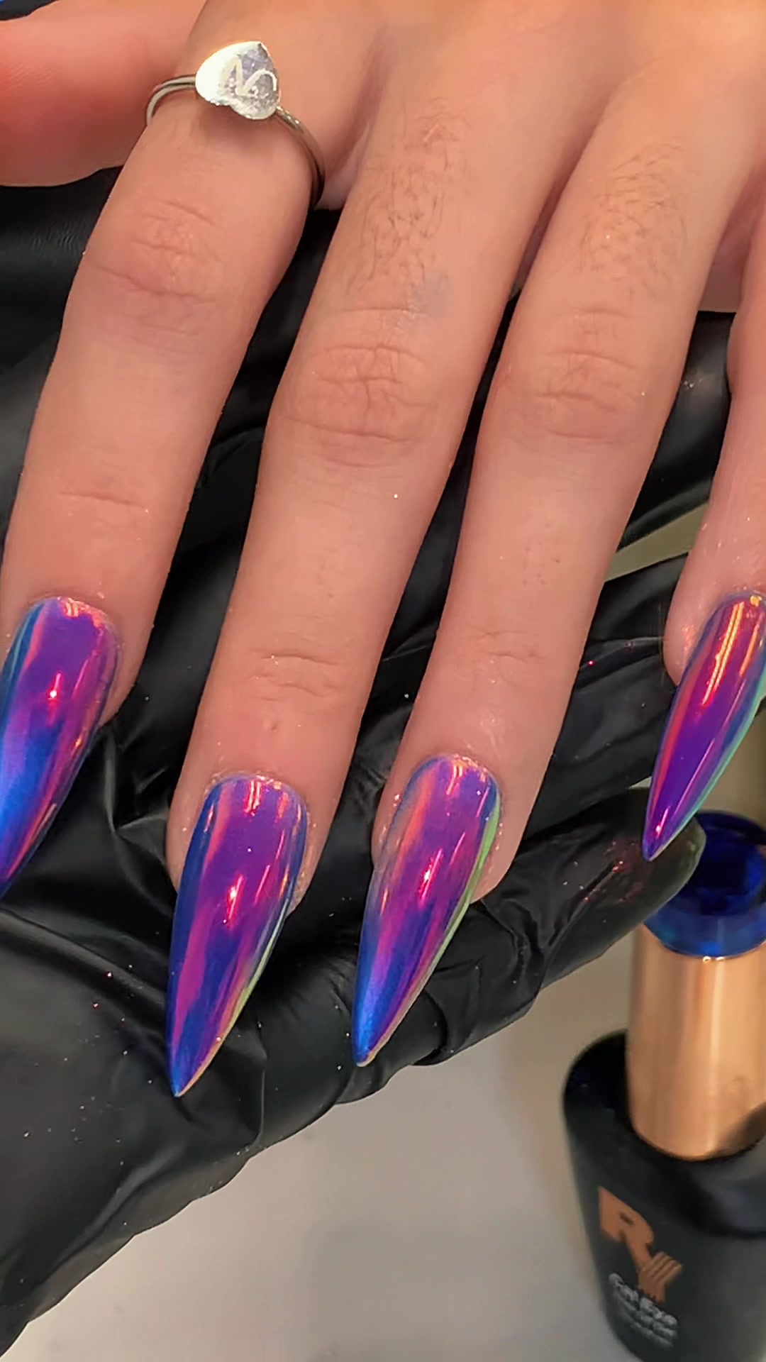@Riya's Nails