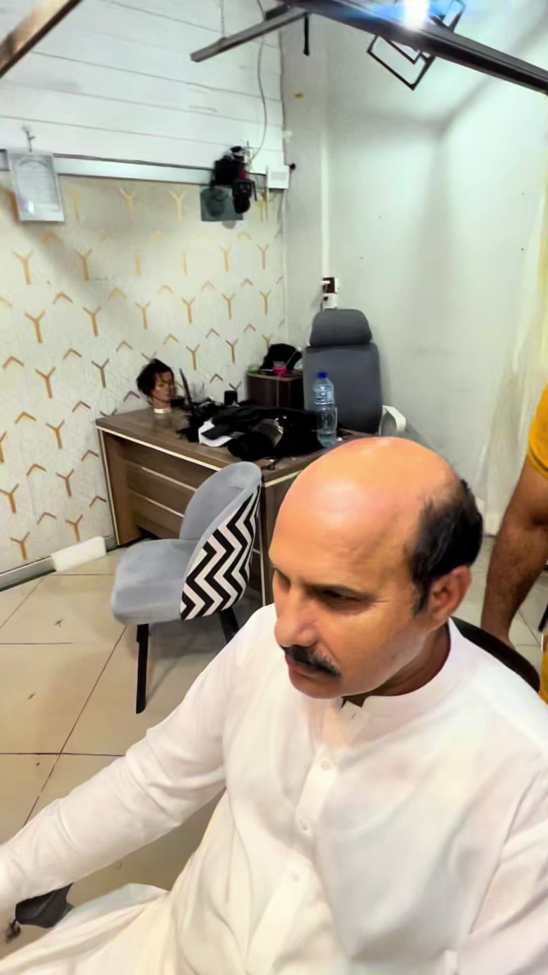 @Wig Centre Rawalpindi&reg;