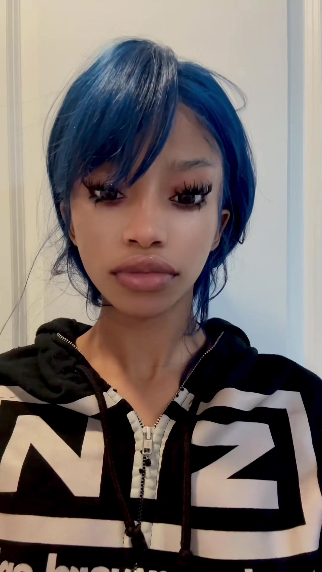 @Ayla