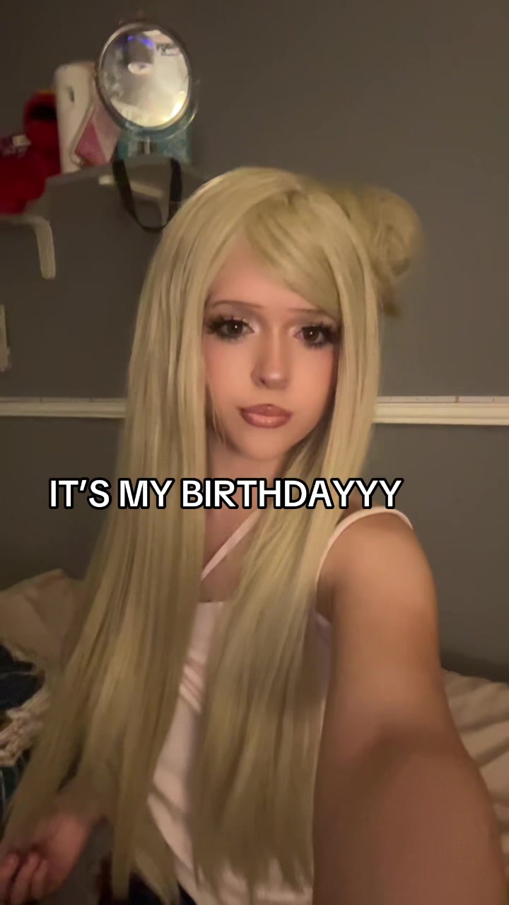 @Tori 🎀