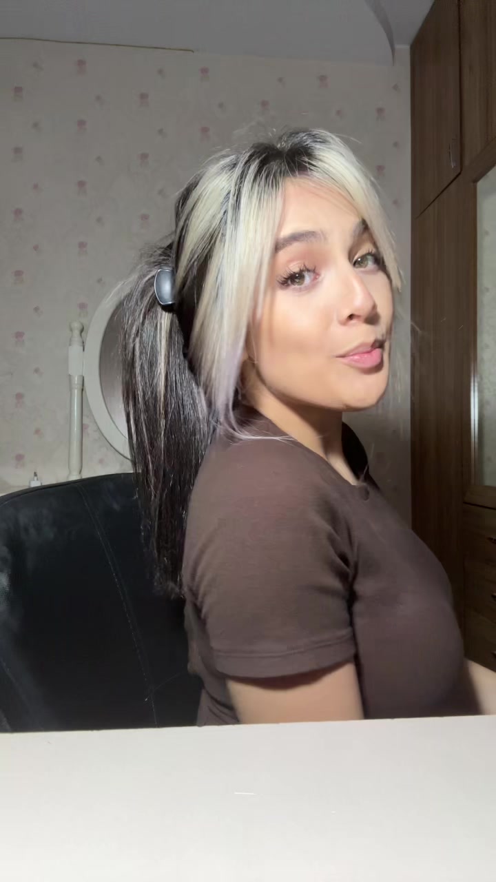@felora